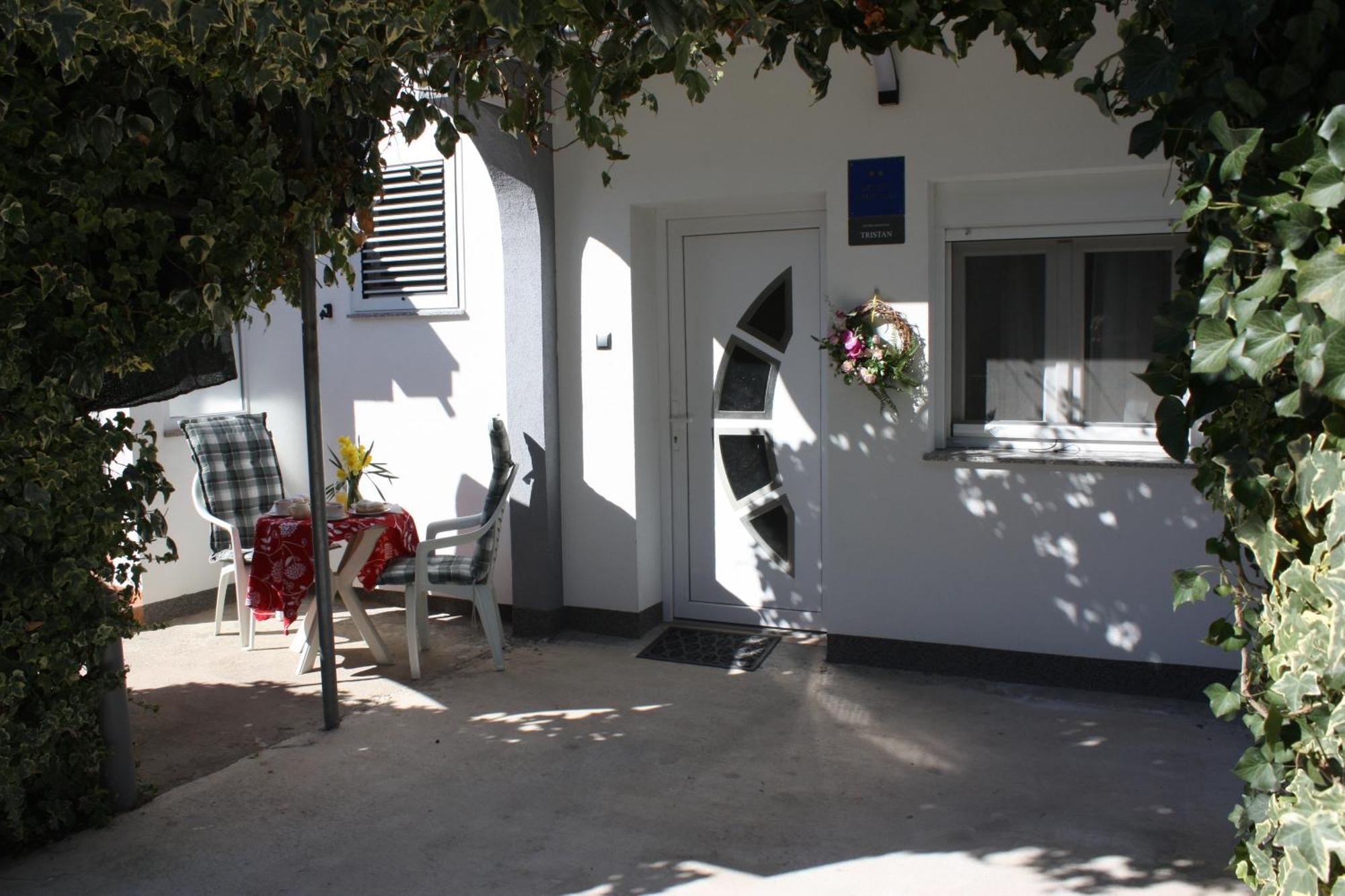 Studio Apartman Tristan Zadar Exterior foto